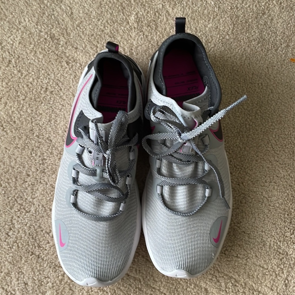 Grey Nike sneakers - Picture 2 of 6